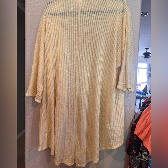 Lularoe Cover - Picture 4 of 4